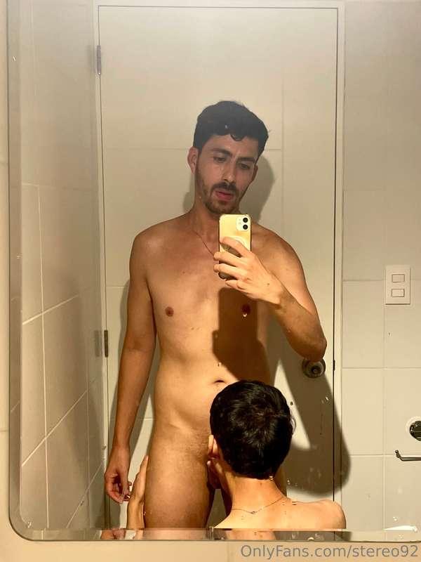Estos jovencitos maman con hambre 🥵