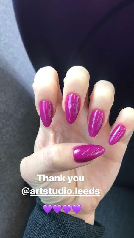 New nails ! Aren’t they pretty ?  😍