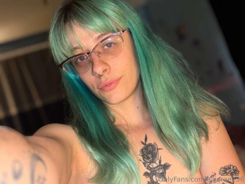 Full body nudes! 