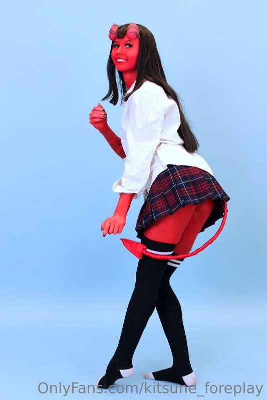NOVEMBER ONLYFANS EXCLUSIVES! MERU THE SUCCUBUS <3 1/2
This ..