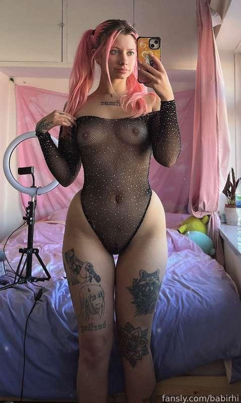 What do you think of this bodysuit? 🤔

#thickgirl #egirl #pinkhair #altgirl #nipples #nude #smalltits #altgirl #tattoos