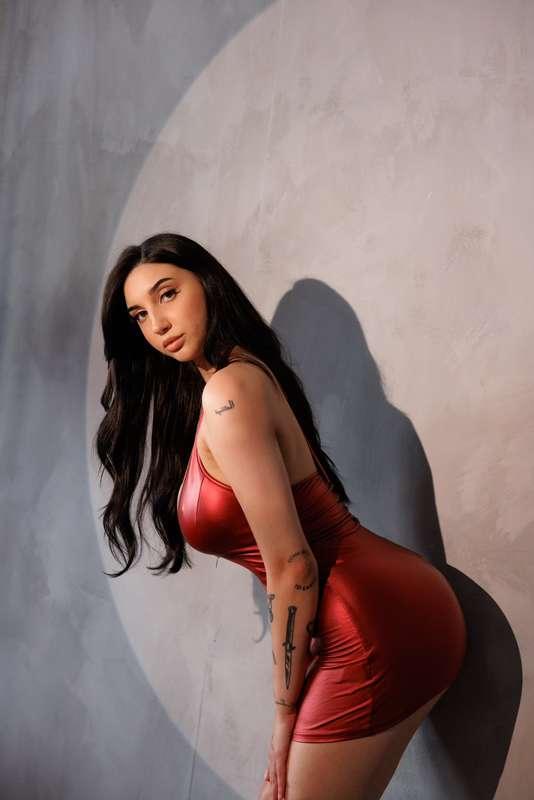what do you think of me in red? ❤️