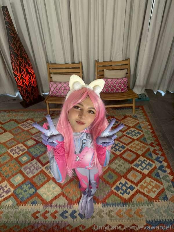 My cosplay may be innocent, but my thoughts are anything but..