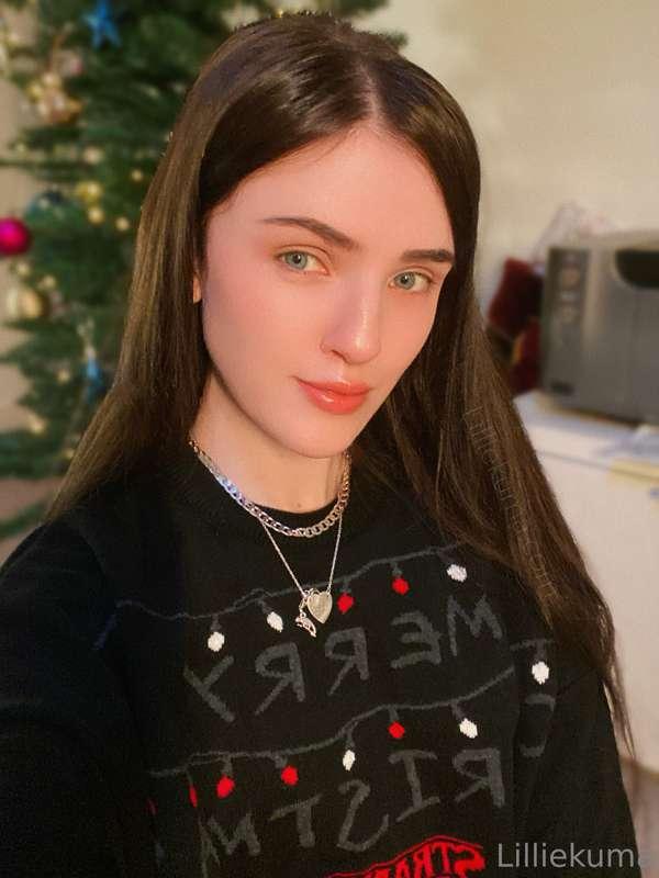 Happy Christmas EVE 😍 it’s finally almost my favourite day o..