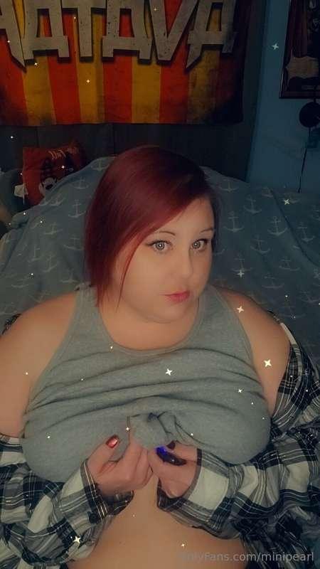 SNEAK PEEK FOR THE PHOTO SESH DROP FRIDAY!