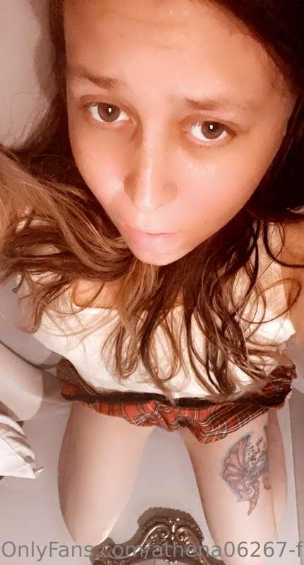 Cum join us live 💋😉