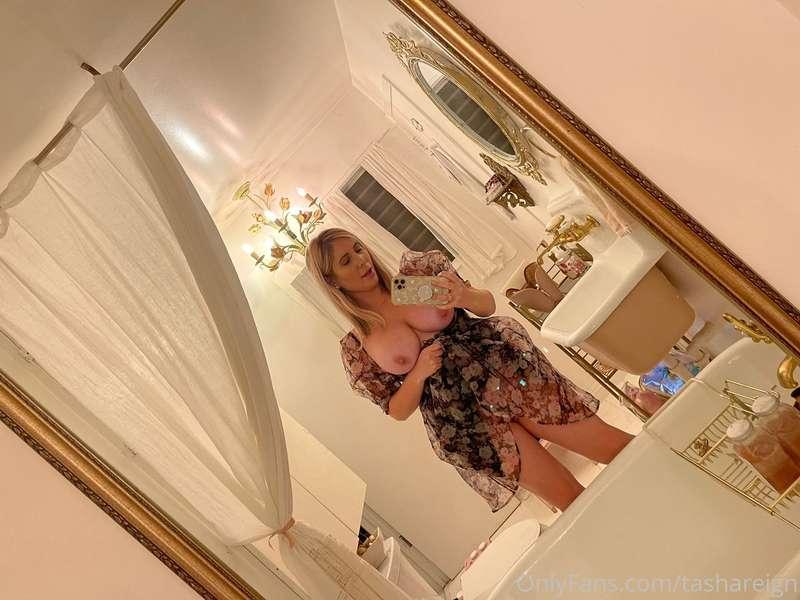 Looking for a 🍆 to ride!! Can I borrow yours? 😈