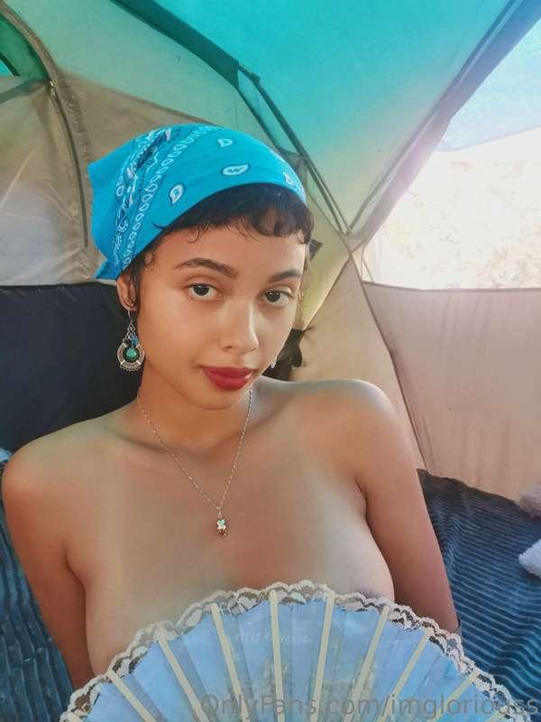 Pretty tenting here, wouldn't you agree?🤭