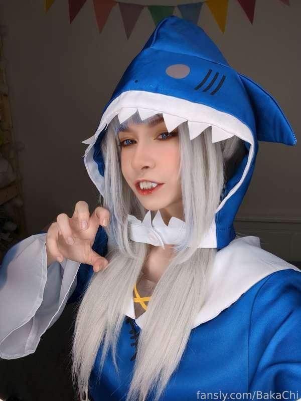 If a shark lures you with its booty, will you take its bait? 😏✨

#fyp #cosplay #booty #ass #gawrgura 
