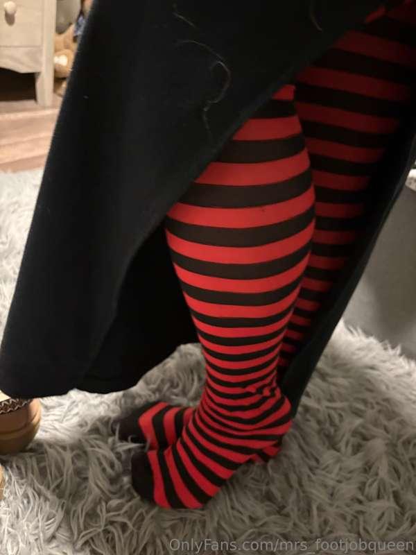 mrs_footjobqueen image #10