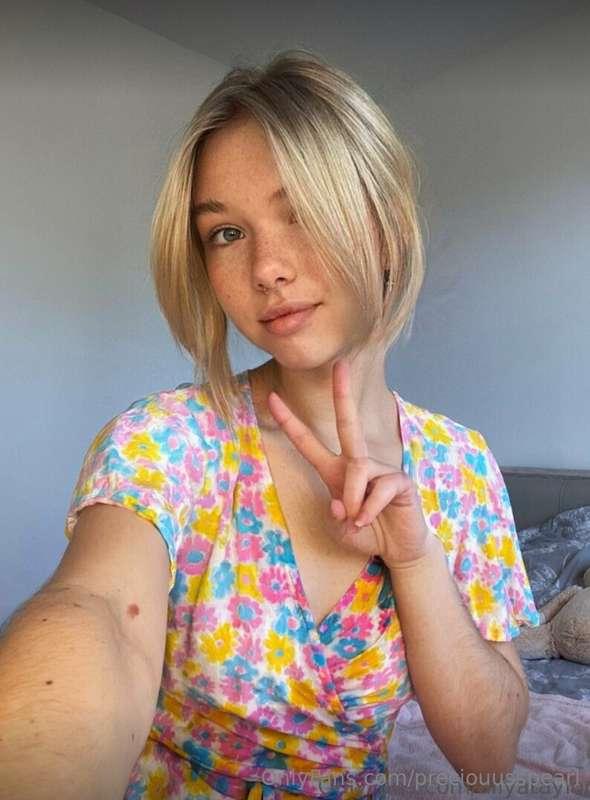 # @aliyataylor 💦💦 I want to look into your eyes and feel you..