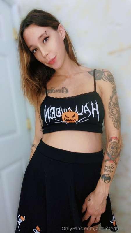 Do you have a pregnancy fetish? Tip $10 and I’ll send you a ..
