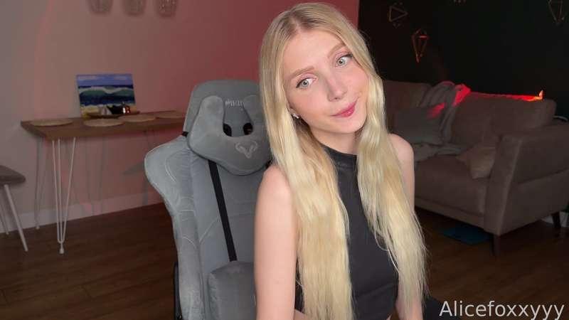 alicefoxxyy image #13