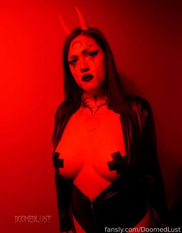 doomedlust image #22