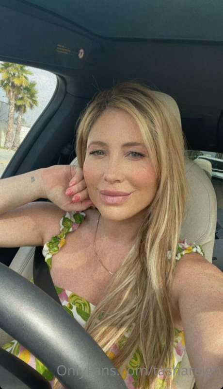 🥰 Happy Hump Day!.