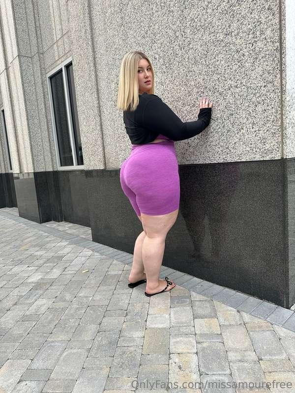 Don't keep me waiting daddy! Sub to https://onlyfans.com/amo..