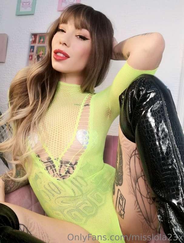Are you hungry? Because breakfast is served 😈