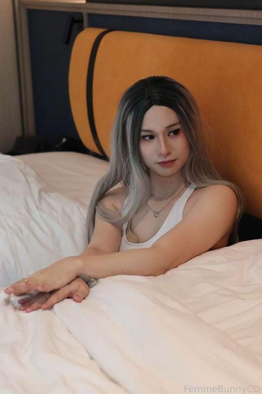 Photo

Baby Girl is Day Dreaming

#lolabunny #femmebunnycd #fyp #asian #selfie #foryou #teen #sissy #sexy #young #tight #femboy