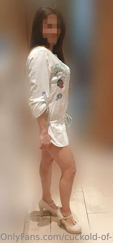 Che ne dite se consiglio alla mia mogliettina di uscire così..