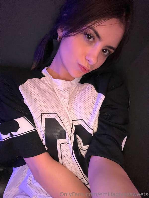 help me take my clothes of bby 🥰😉