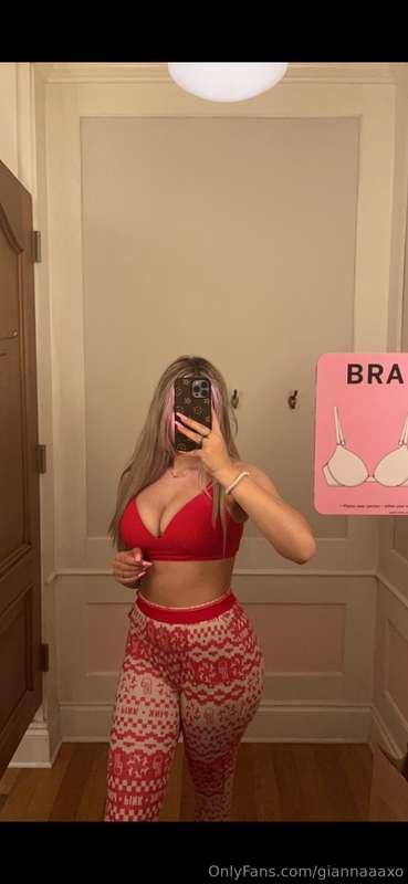 Sexy in red 💖
