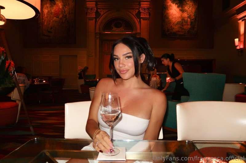 Good drinks, better mood 🍷