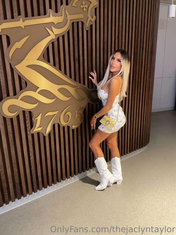 Hey y'all 🤠 was in TX this weekend, I wanna be your cowgirl!