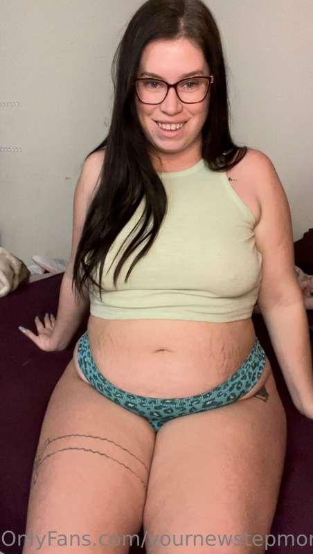 The next twenty subs get half off my VIP!

Www.onlyfans.com/..