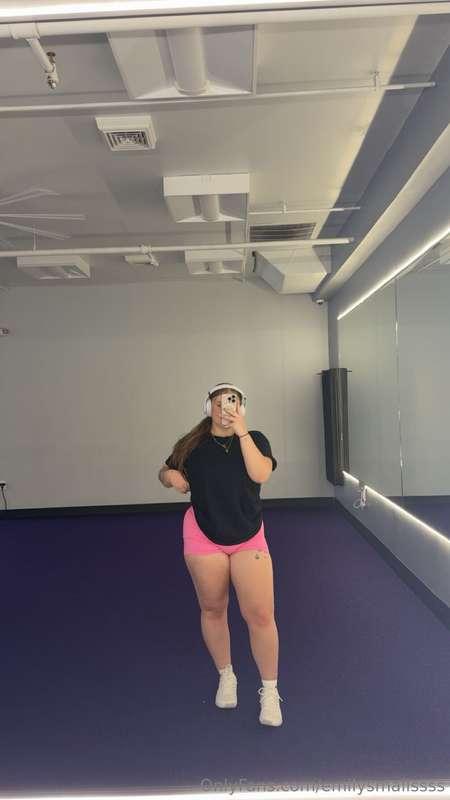 your fav gym rat 💛