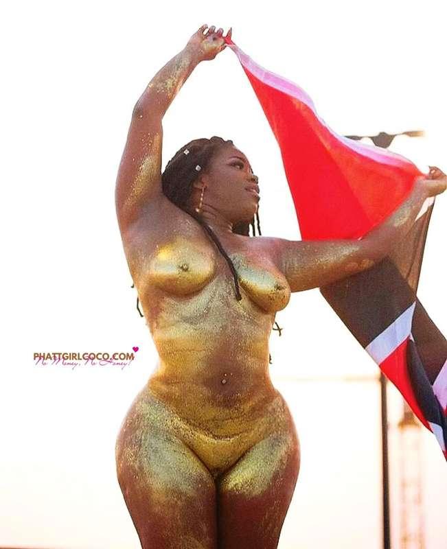 THIS. IS. ART. ❤️🤍🖤 @phattgirlcocovip 