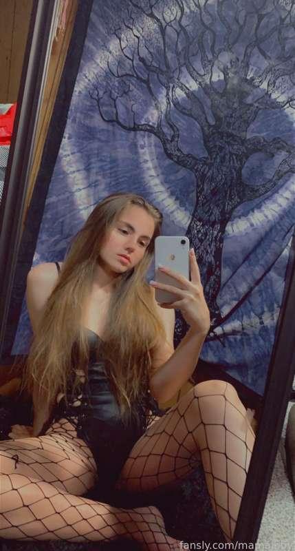 ryliefoxx image #15
