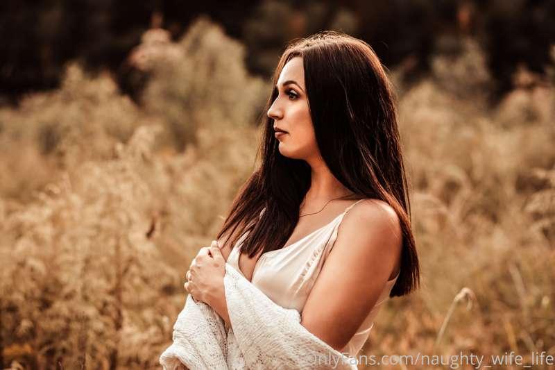 From my shoot 2 weeks ago! 🔥
Wanted to share with you guys. ..