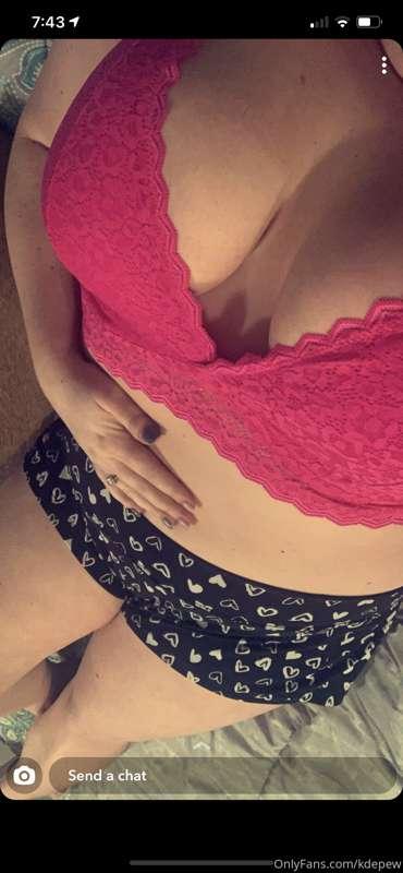 Who wants to see more daddy. Customs for 5$ a piece today or..