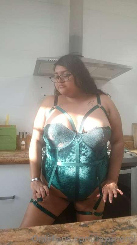Hello! 💋 Do you want to enjoy with me?
