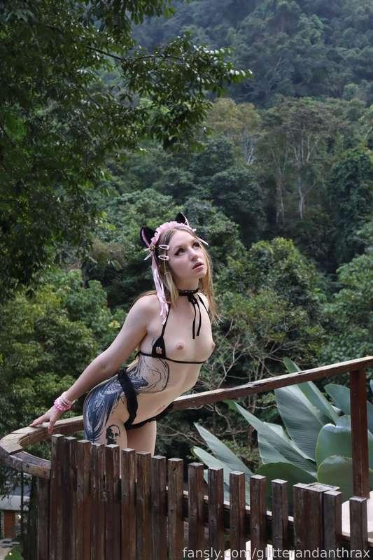 glitterandanthrax image #7