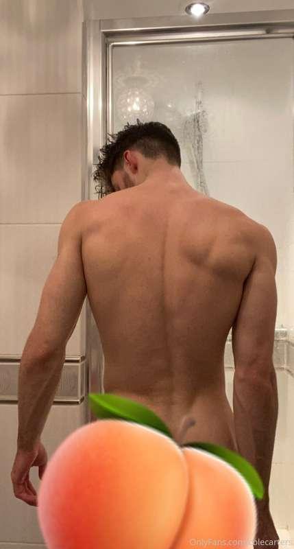 Girls aren’t the only ones who can show off their bodies fro..