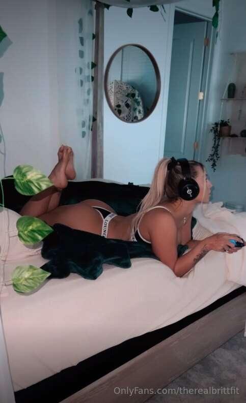 Dm me to play