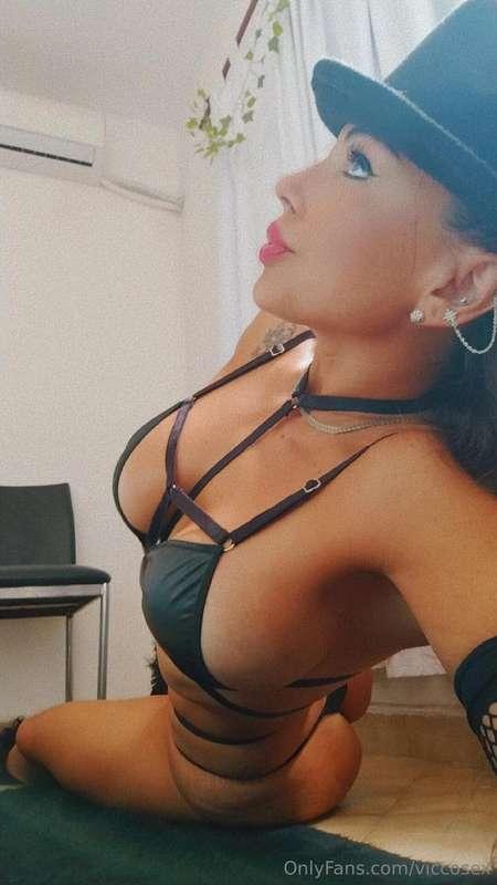 ♥️ @scarlettt9  🔥
♥️ @scarlettt9  🔥

🔥 My friend Scarlett, h..