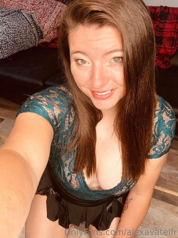 Hmmm do you think HR will complain 😈😈