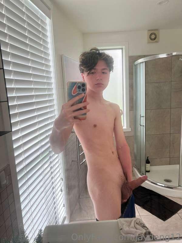 youraverageteen image #0