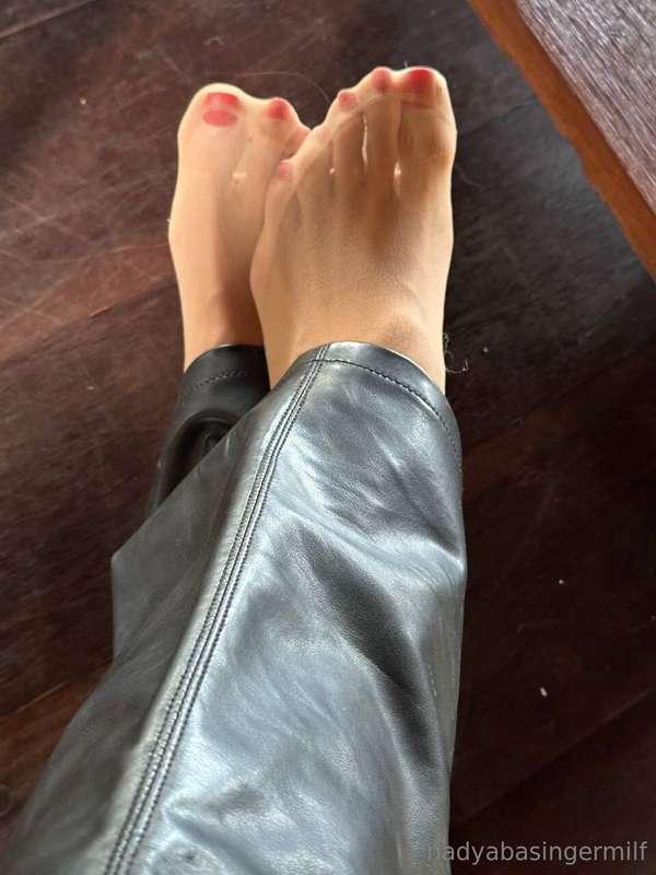 nadya_basinger image #2