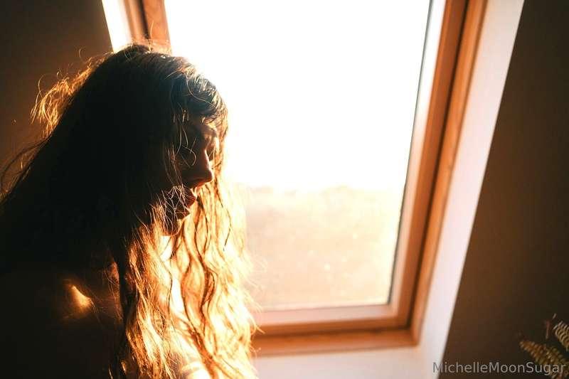 Just the gentle light caressing her skin…