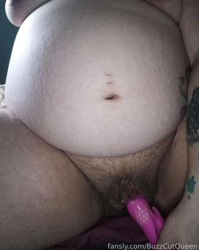 buzzcutqueen image #3
