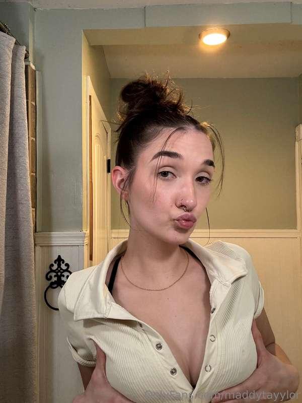 Give me a reason to take it off 🤪😋