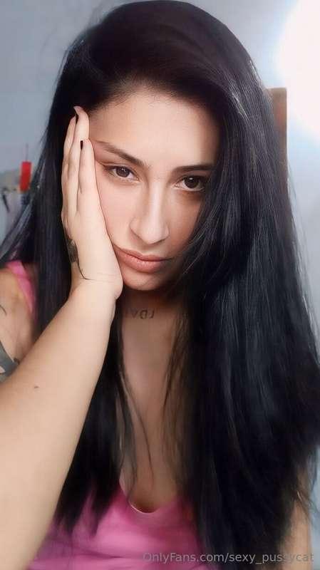 Wanna see me naked?😋🥰tell me how much you want me🤭🤭🤭🤭
