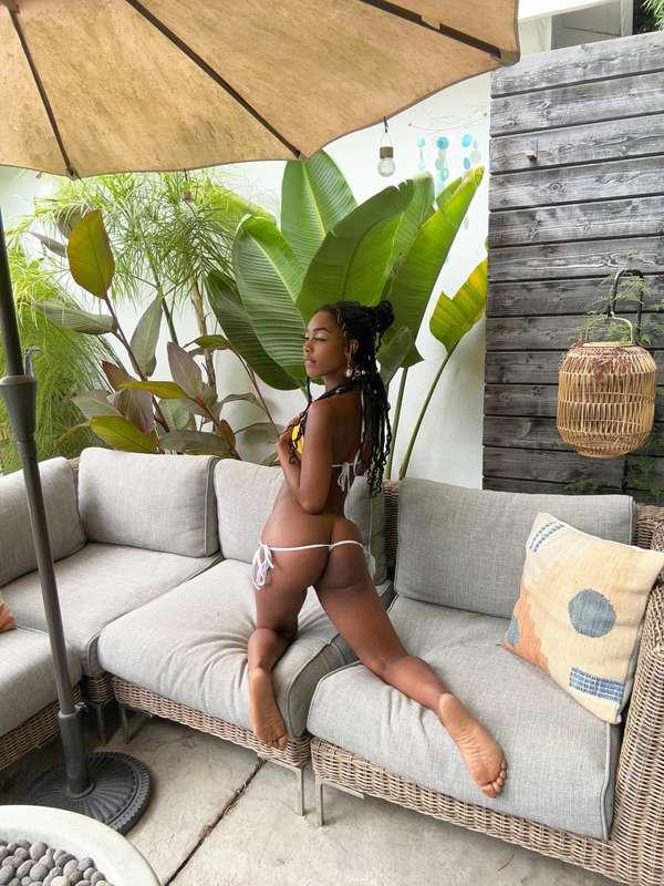 I'm ready to drain your balls with my ass 🥵