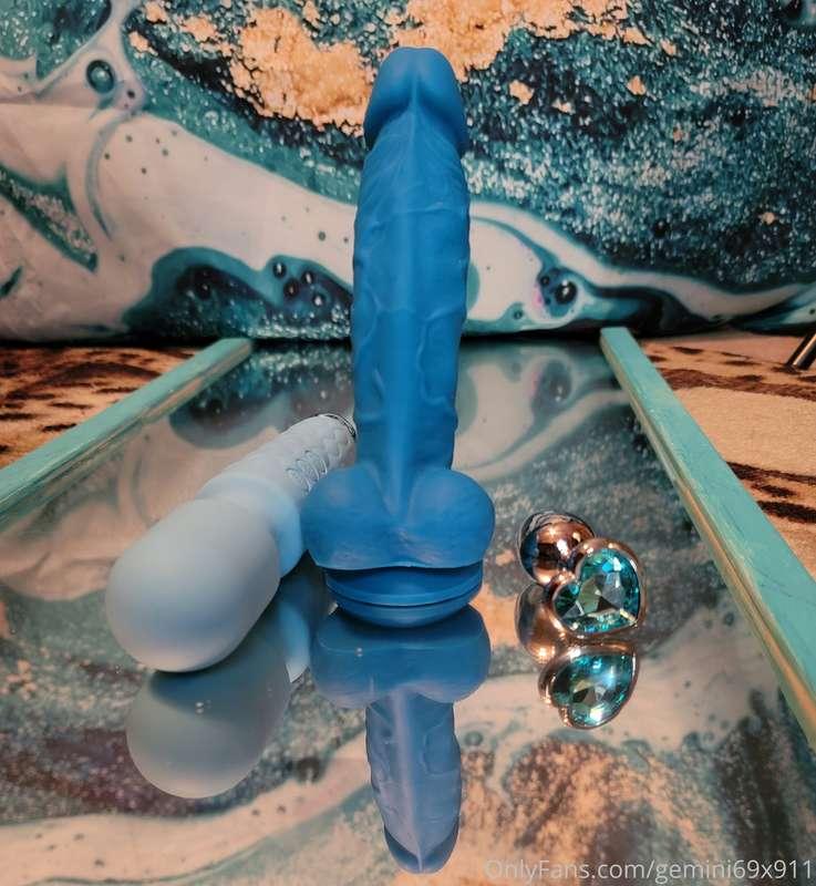 Happy 🍑day! If you want the corresponding pics & videos of m..