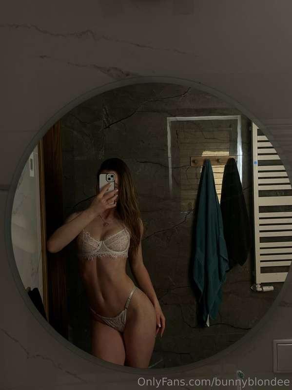 🔥 STOP SCROLLING 🔥 @sweet_crumb 🖤😈SHE IS YOUR PASSIONATE LOV..
