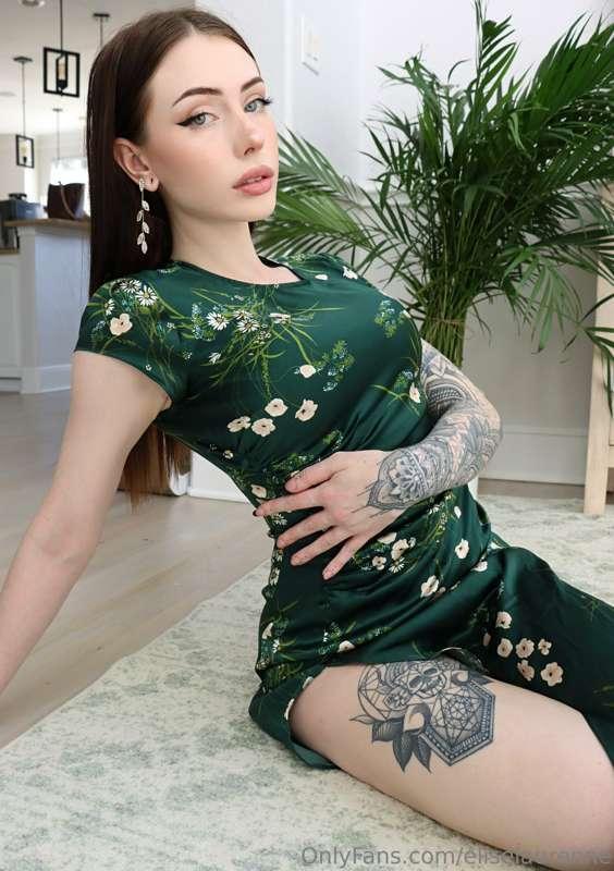 eliselaurenne image #0