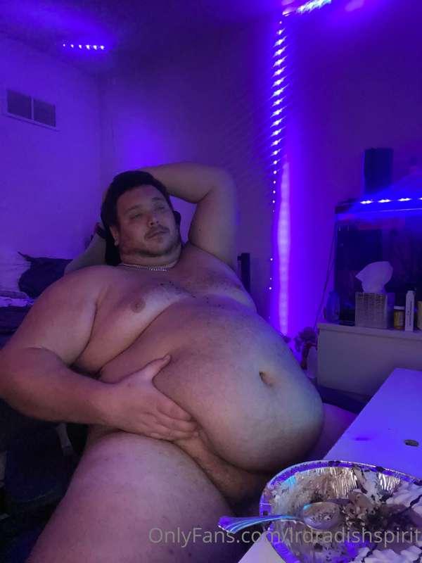 Holy fuck i love being a fat ass ;)